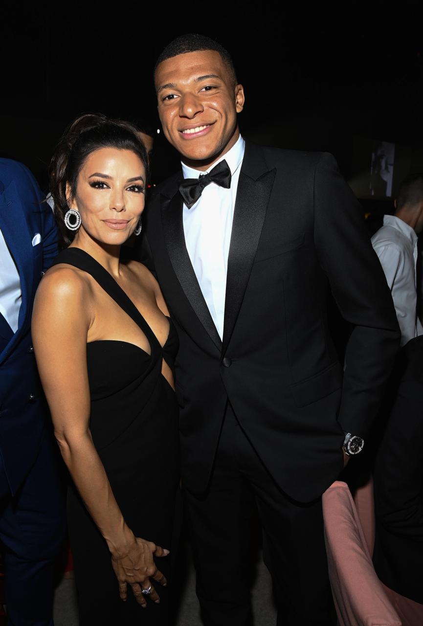 Kylian Mbappe met Eva Longoria after signing a new deal with Paris Saint-Germain