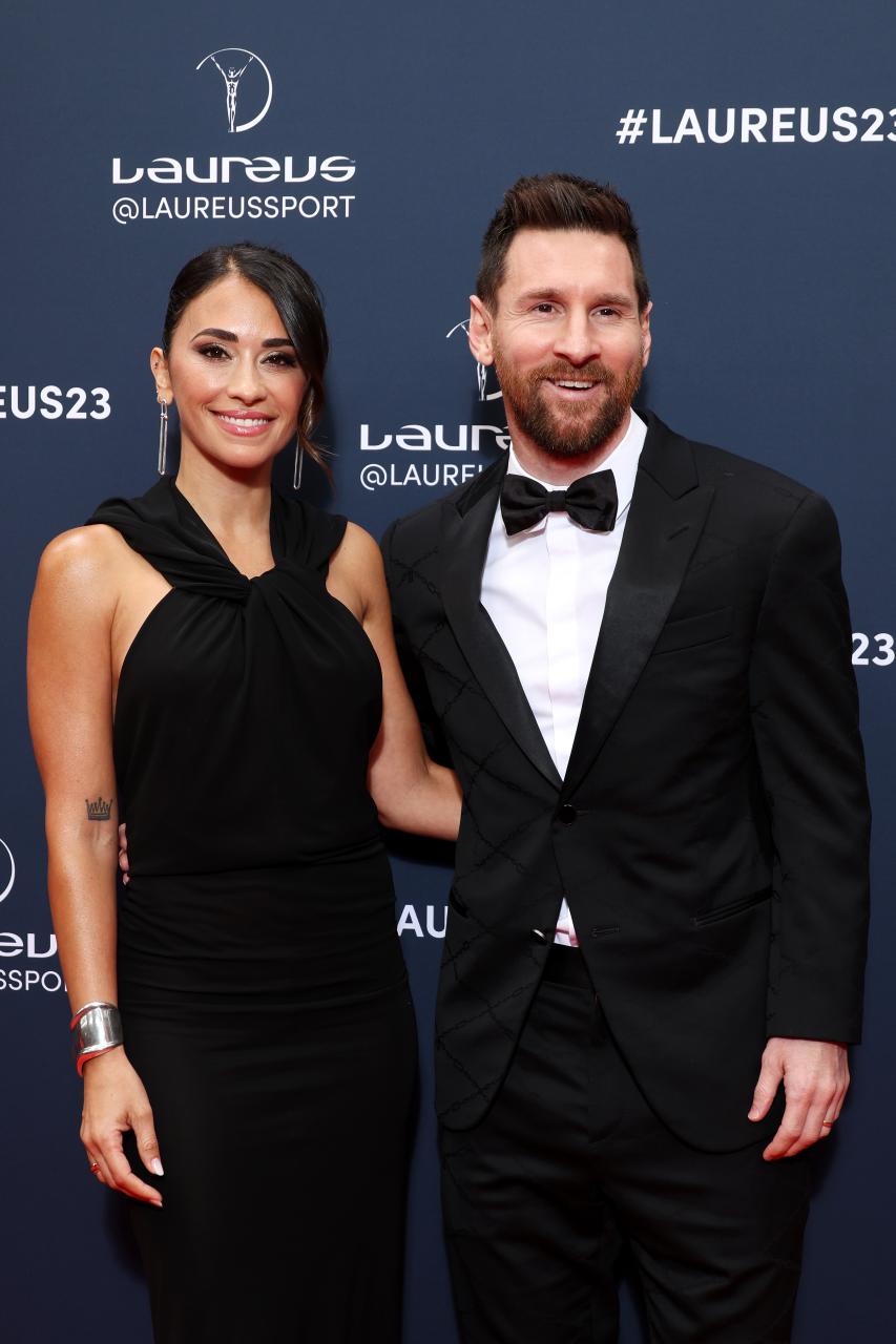 He collected the sportsman of the year award in Paris alongside wife Antonela Roccuzzo