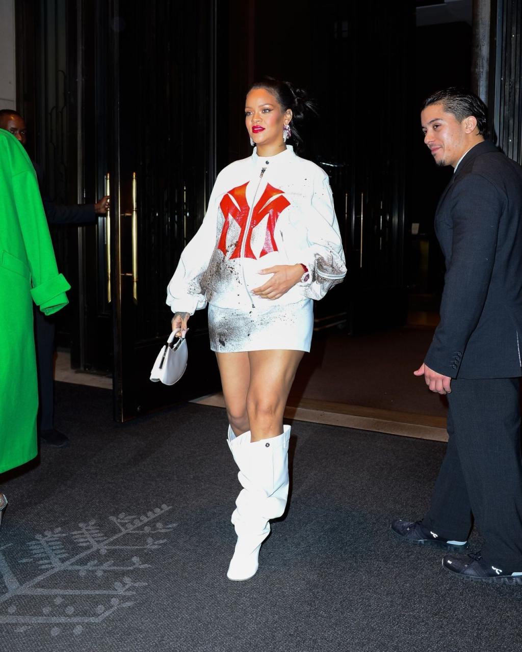 Rihanna Night Out Style - New York 05/04/2023 • CelebMafia