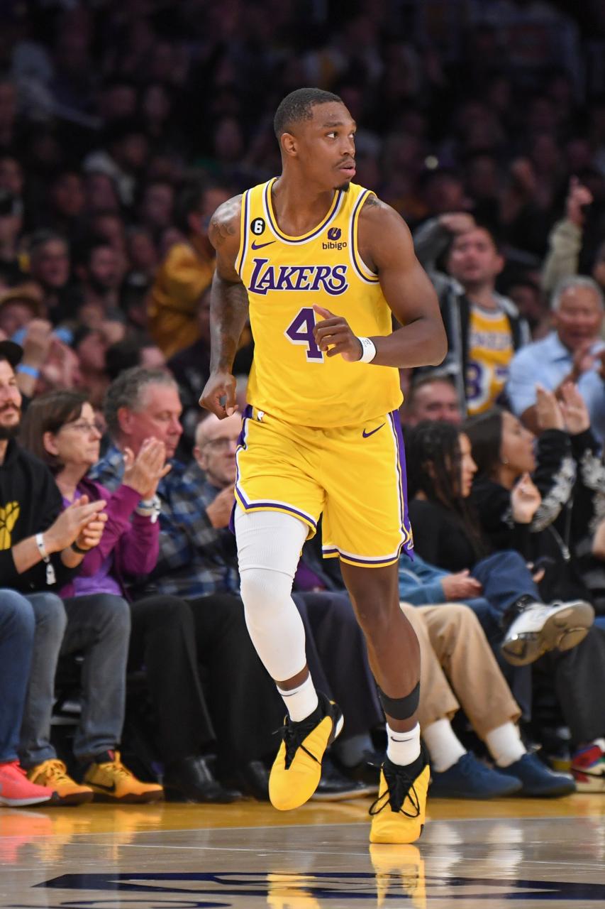 Lonnie Walker dropped 15 points in the 4th quarter of game four of the Western Conference Semi-Finals